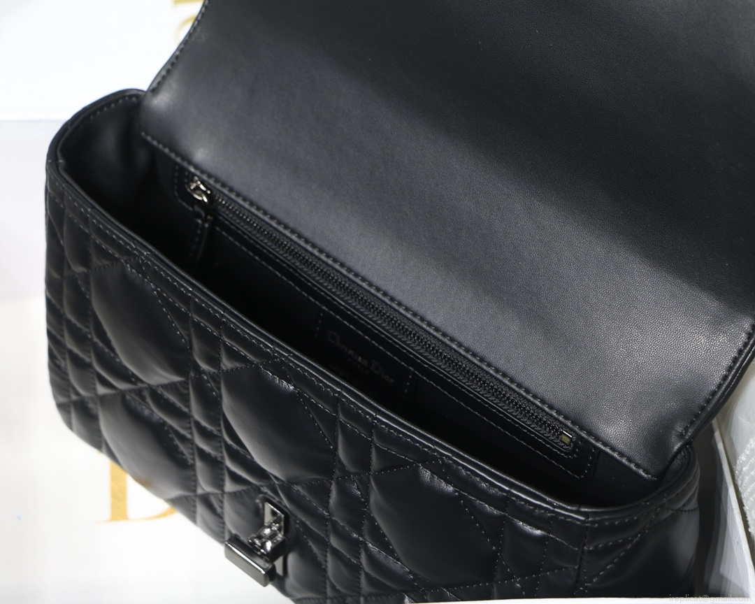 Dior M9242 Medium Quilted Macrocannage Calfskin Black