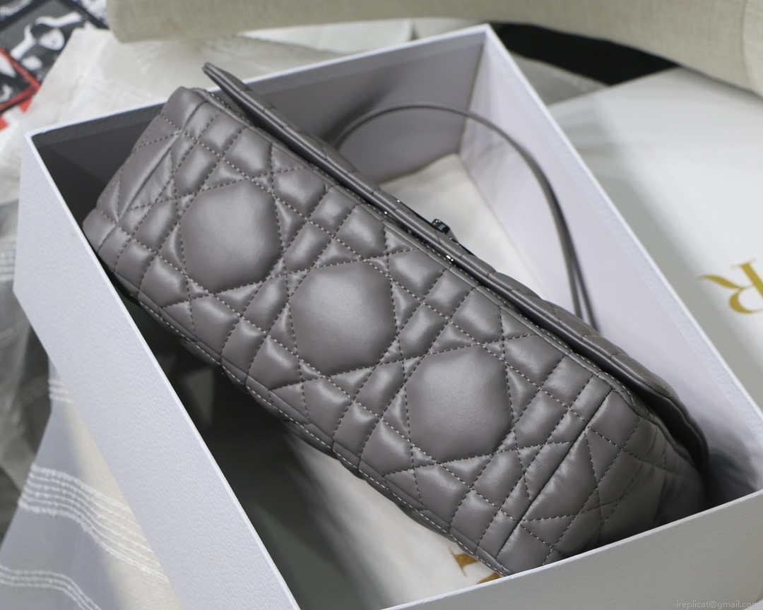 Dior M9243 Large Quilted Macrocannage Calfskin Gray