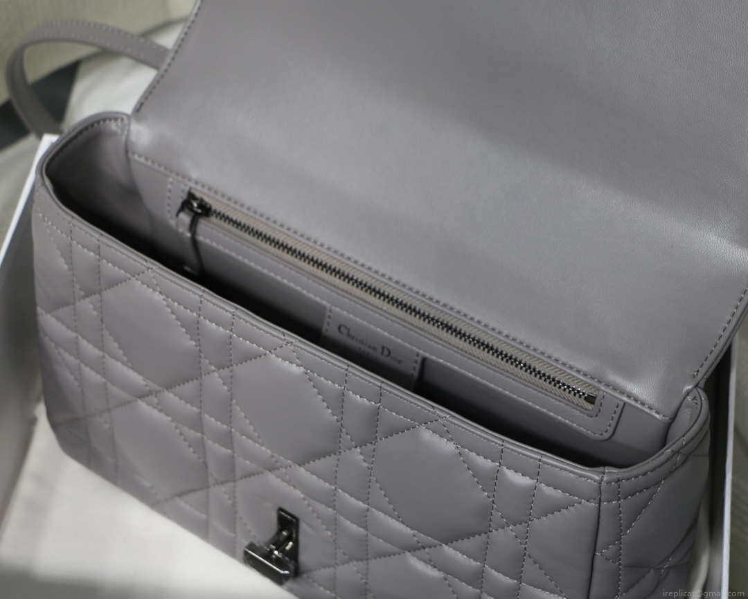 Dior M9243 Large Quilted Macrocannage Calfskin Gray