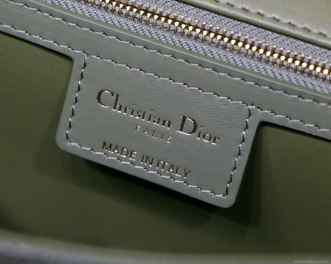 Dior M9243 Large Quilted Macrocannage Calfskin Green