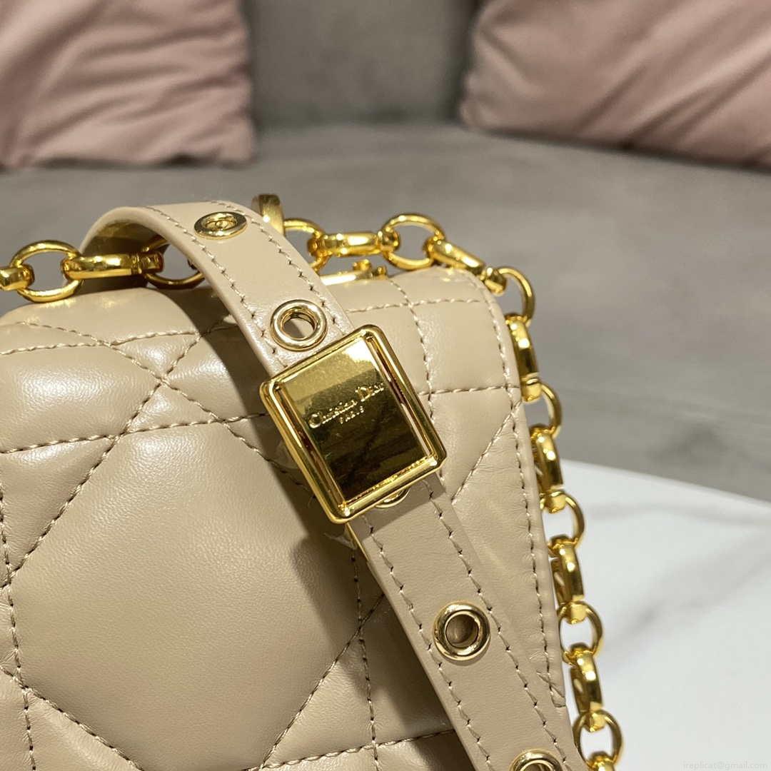 Dior M9242 Medium Quilted Macrocannage Calfskin Yellow