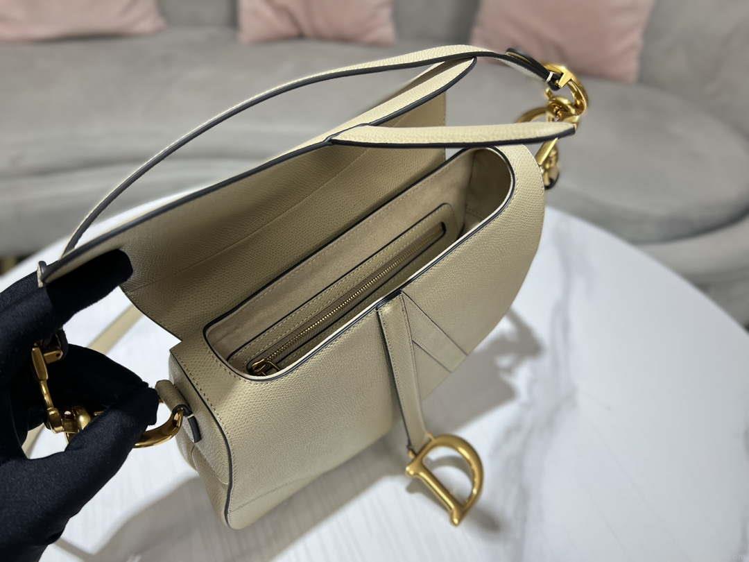 Dior M0455 Saddle Bag With Strap Apricot Grained Calfskin