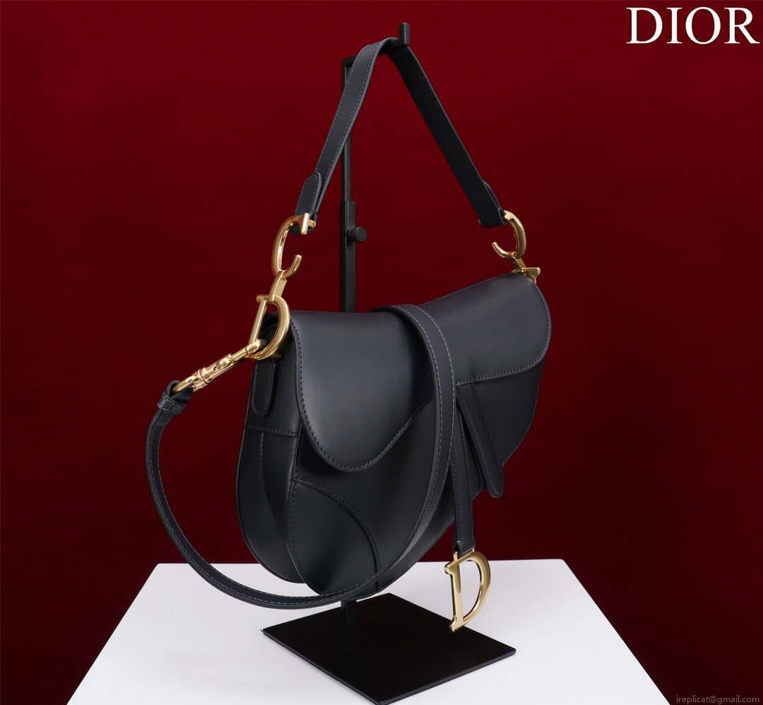 Dior M0455 Saddle Bag With Strap Ultramatte Calfskin Black Gold