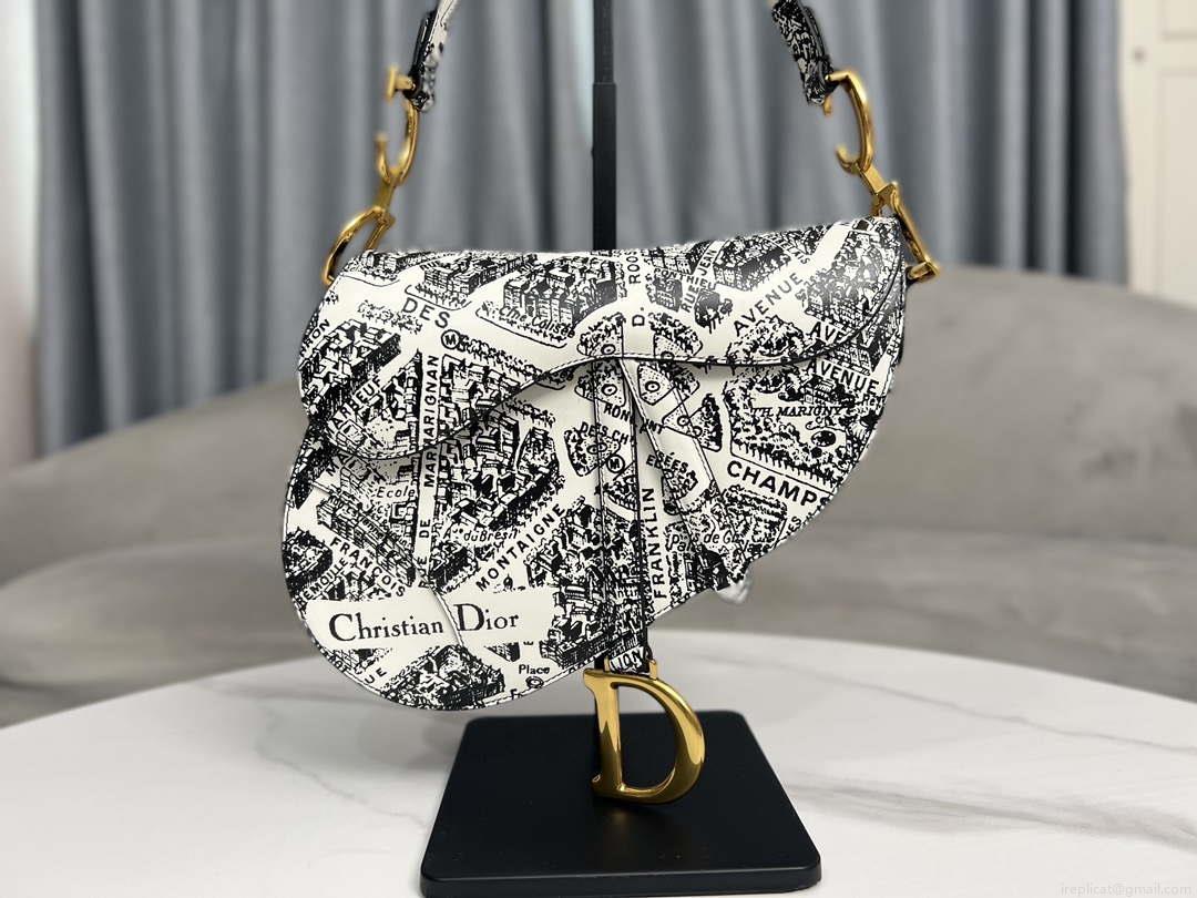 Dior M0455 Saddle Bag With Strap Ultramatte Calfskin White & Black