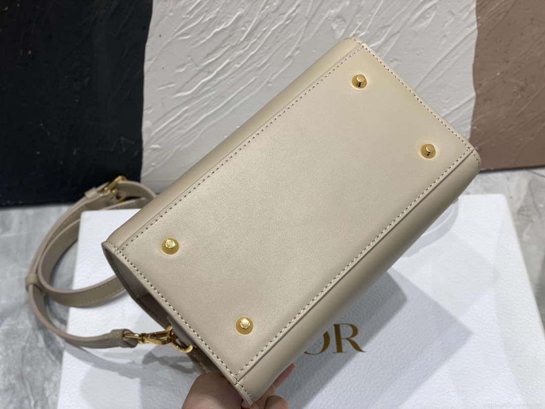 Dior M8671UBEQ_M900 Small Boston bag Beige box Calfskin