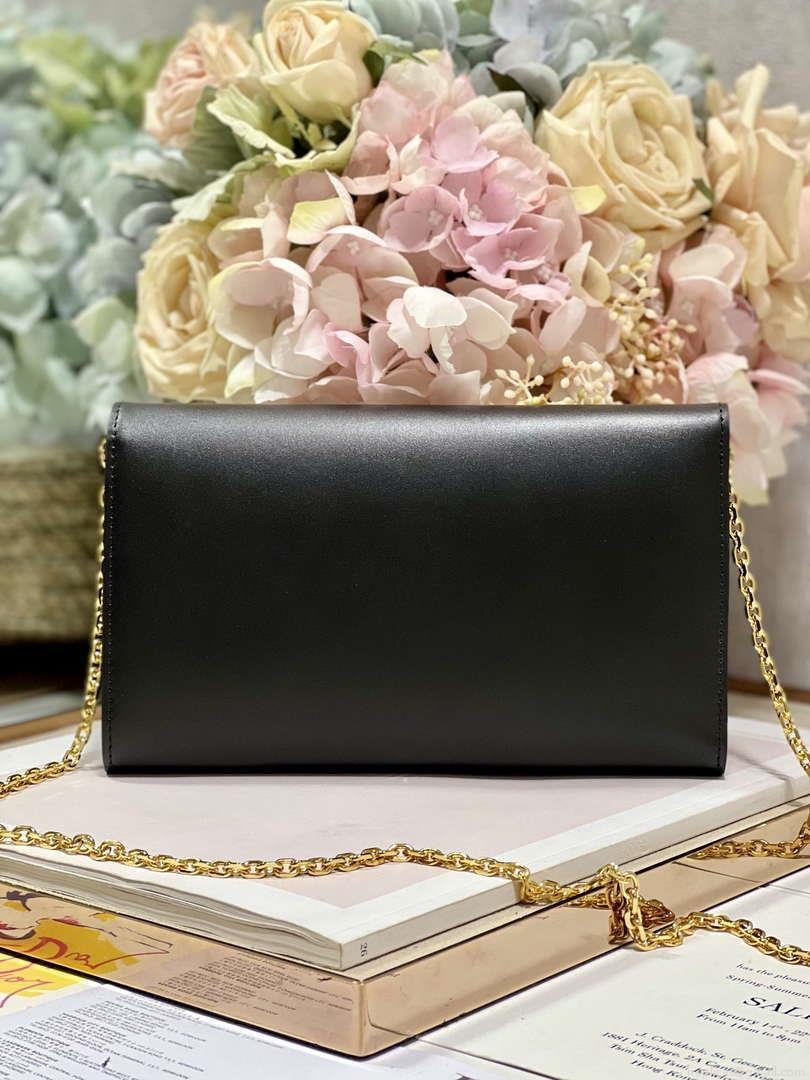 Dior S5703UBPZ_M900 Bobby EAST-WEST Pouch With Chain Black Smooth Calfskin