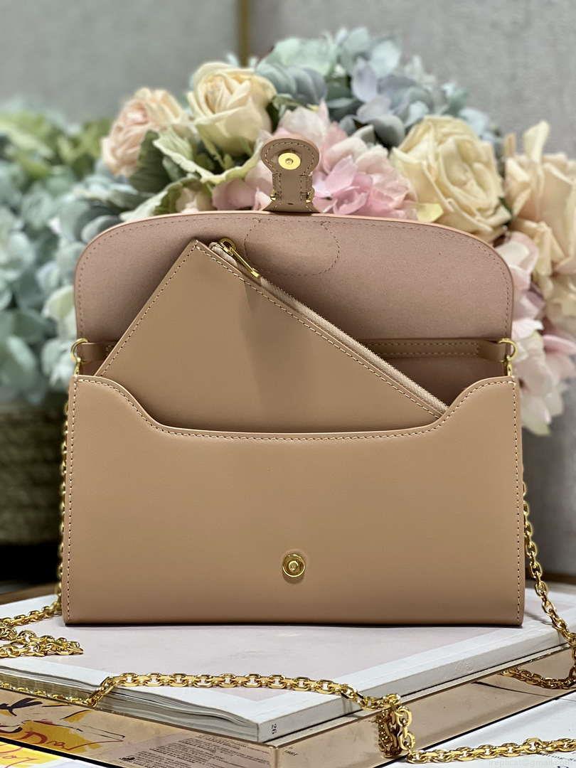 Dior S5703 Bobby EAST-WEST Pouch With Chain Caramel Beige Smooth Calfskin