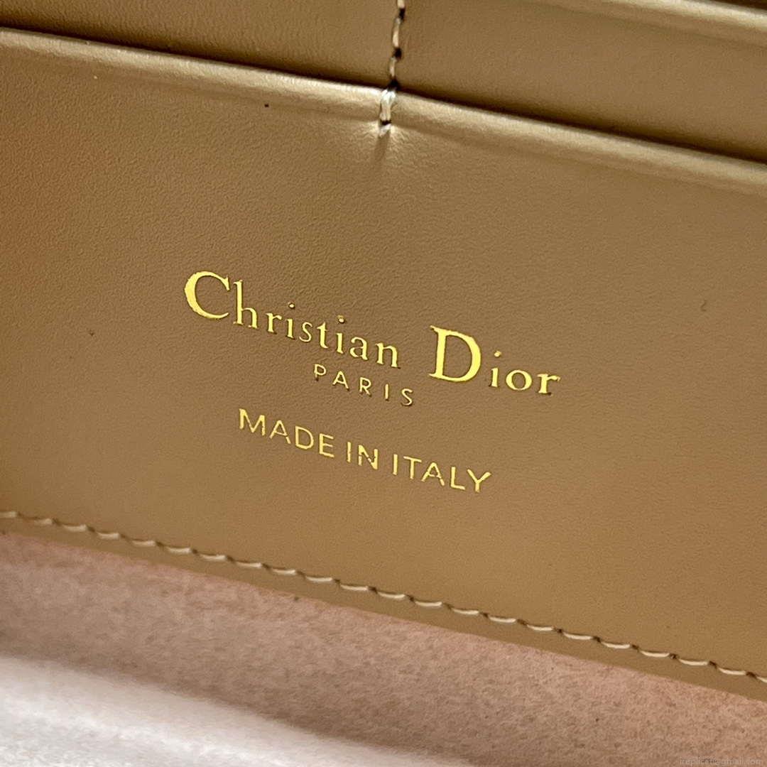 Dior S5703 Bobby EAST-WEST Pouch With Chain Caramel Beige Smooth Calfskin