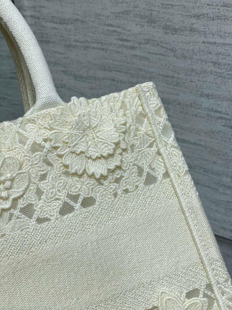 Dior M1265 Small Book Tote Embroidery with 3D Macramé Effect M9620