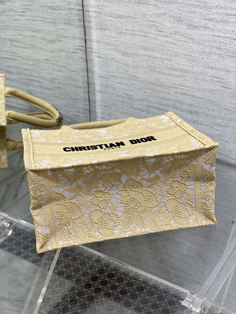 Dior M1265 Small Book Tote Embroidery with 3D Macramé Effect M9622