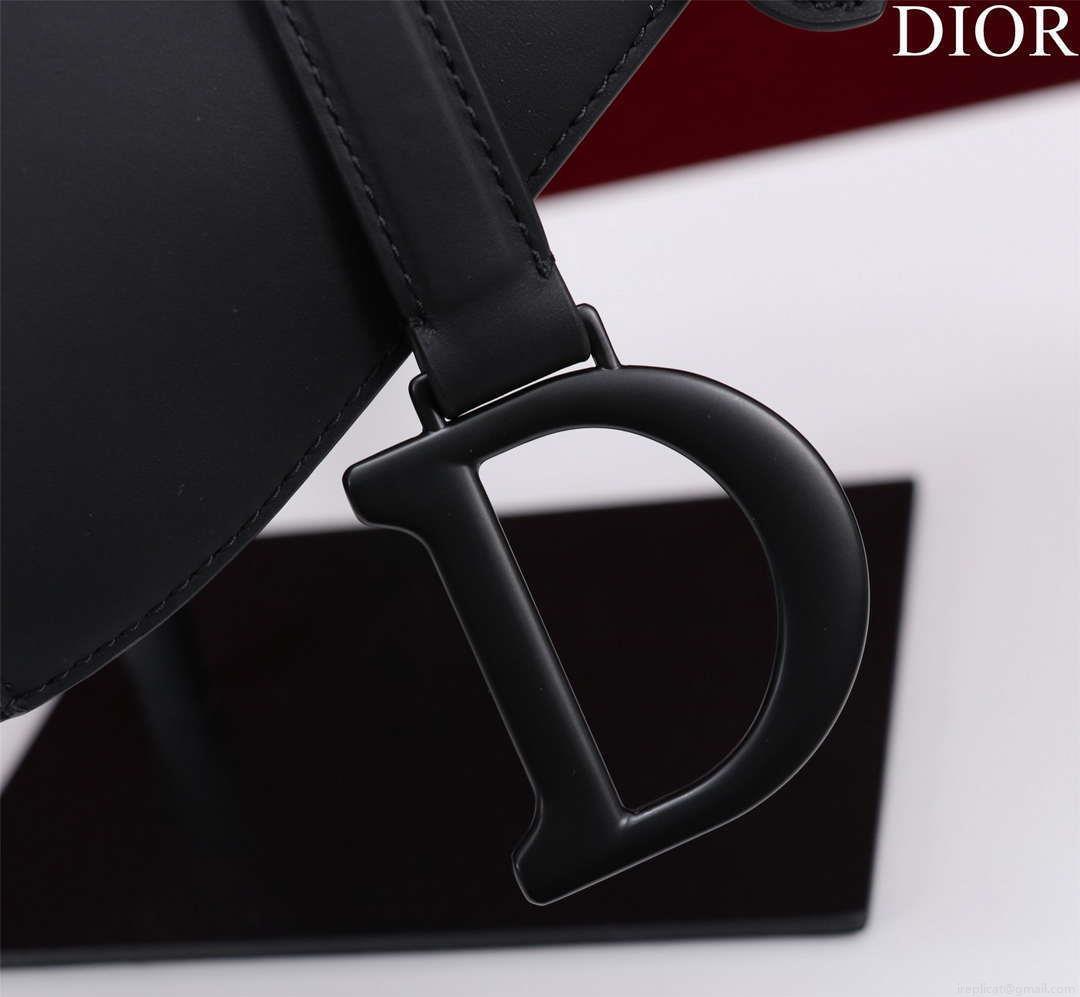 Dior M0456 Mini Saddle Bag With Strap plain matte Black Calfskin