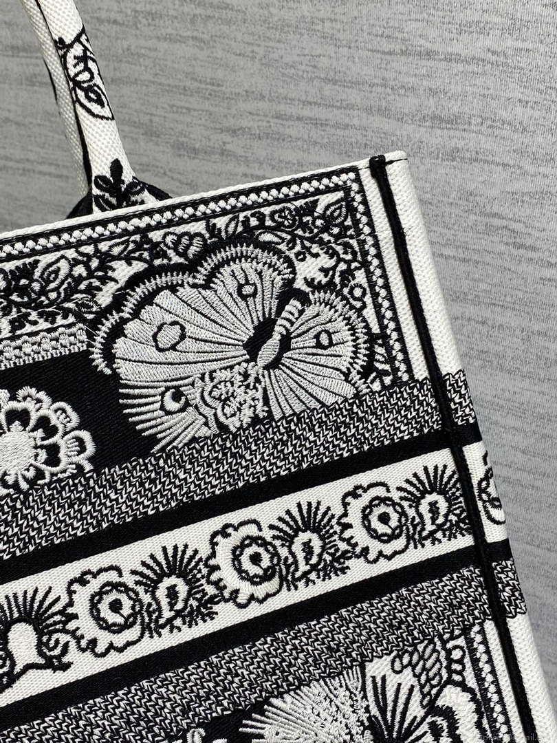 Dior M1296 Book Tote Medium Black and White Butterfly Bandana Embroidery M093