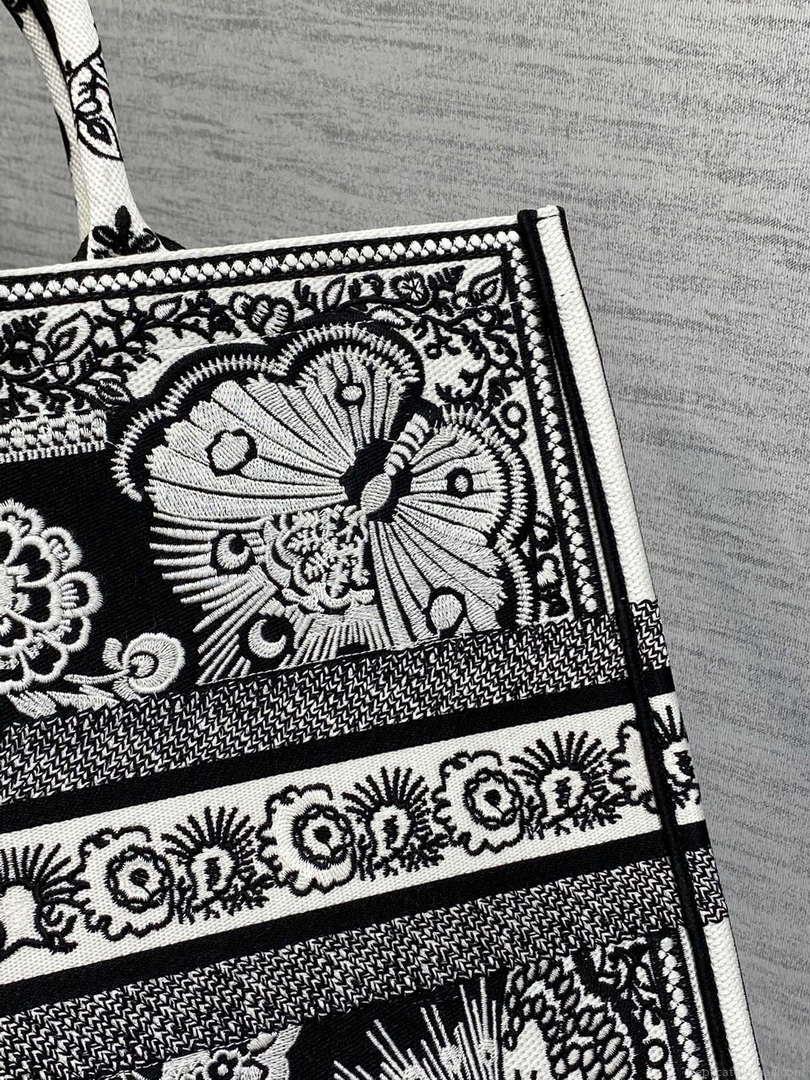 Dior M1286 Large Book Tote Black and White Butterfly Bandana Embroidery