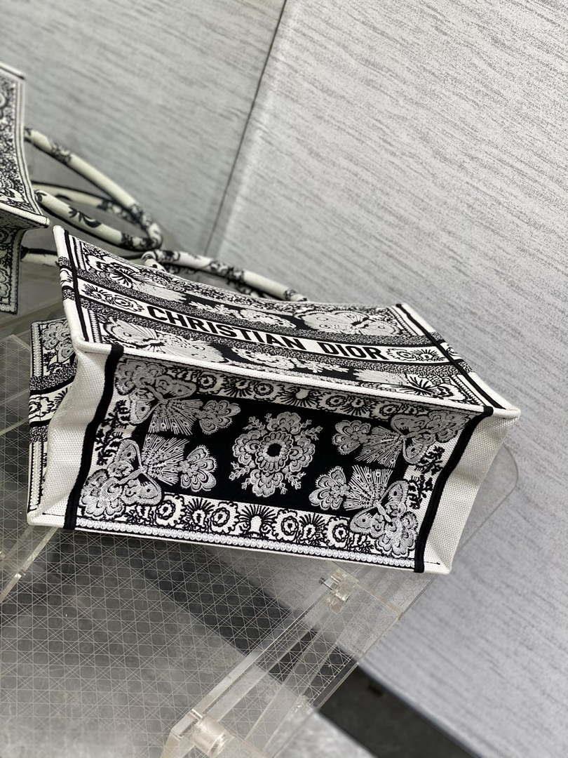 Dior M1296 Book Tote Medium Blue and White Butterfly Bandana Embroidery M101