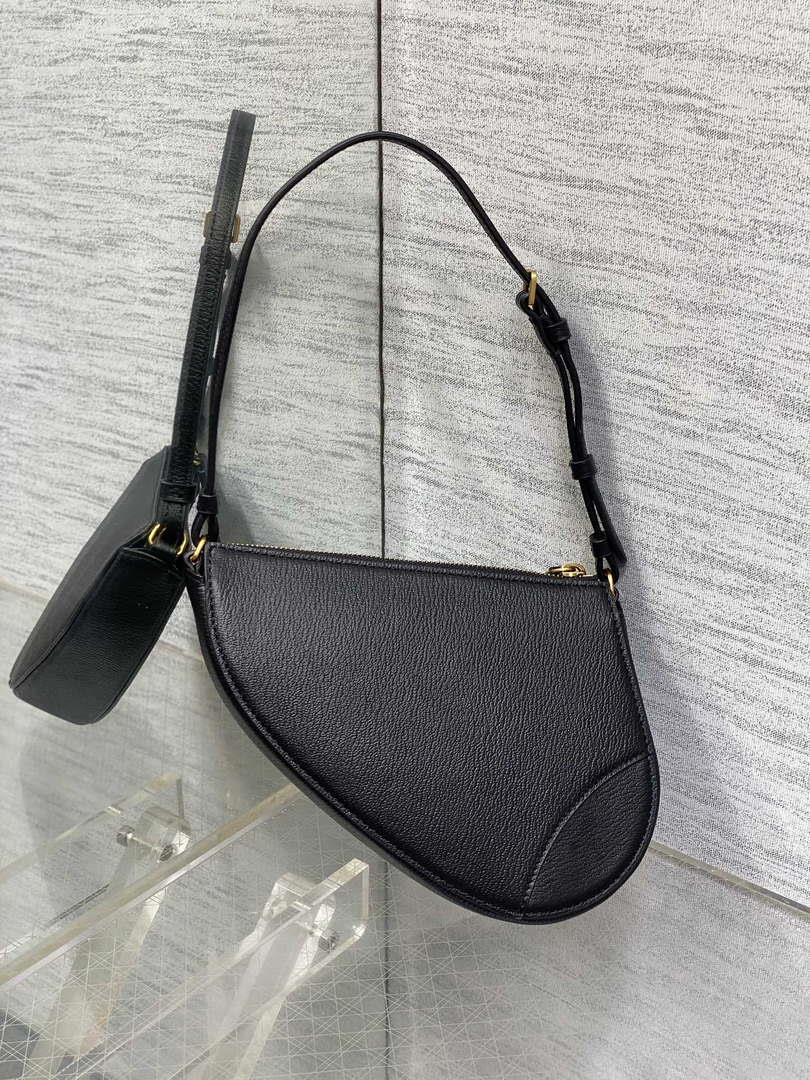 Dior M05909 Saddle Shoulder Pouch Black Goatskin