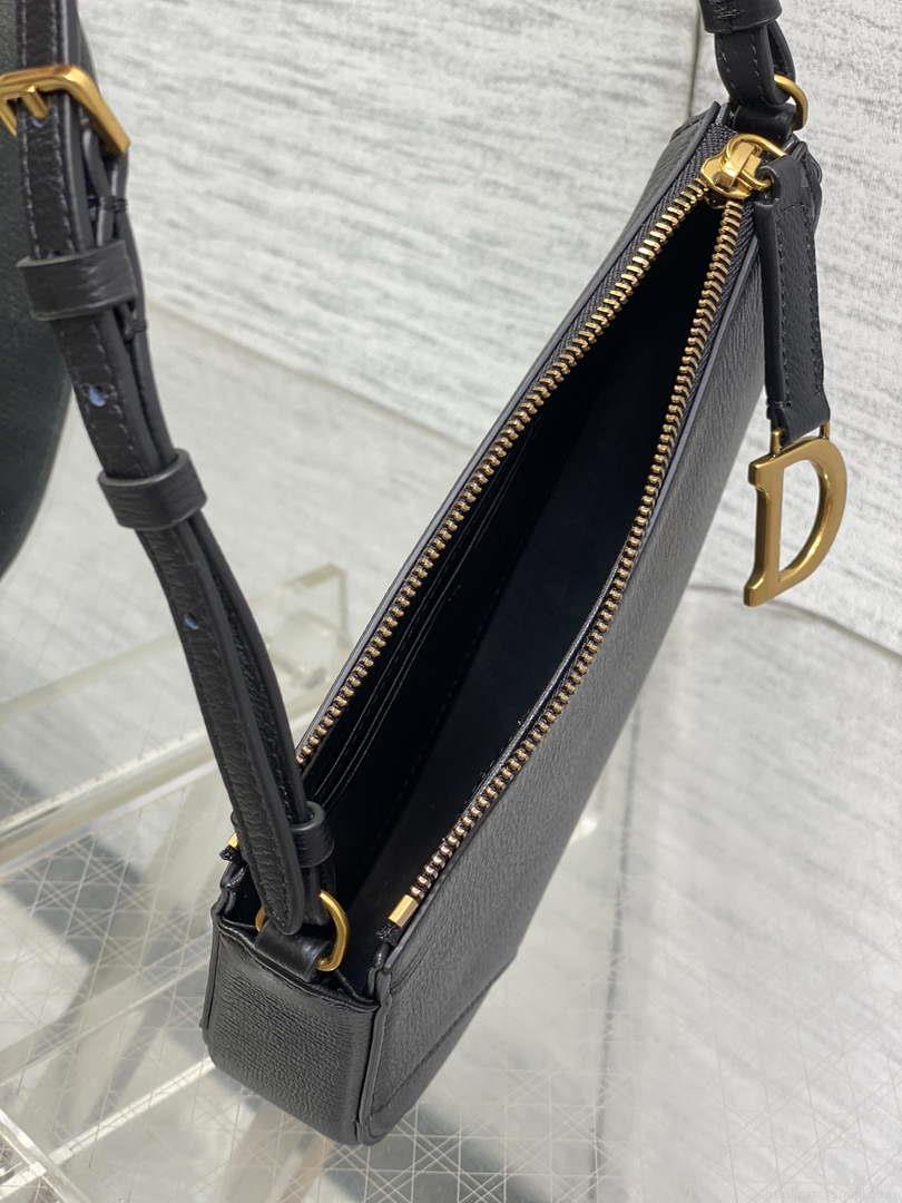 Dior M05909 Saddle Shoulder Pouch Black Goatskin