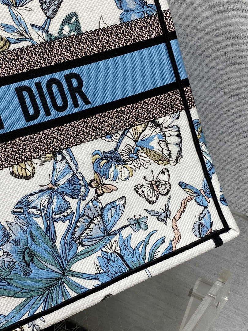 Dior M1286 Large Book Tote Butterfly Bandana Embroidery M120