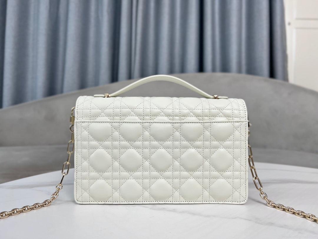 Dior M0997 My Dior Top Handle Bag Latte Cannage Lambskin