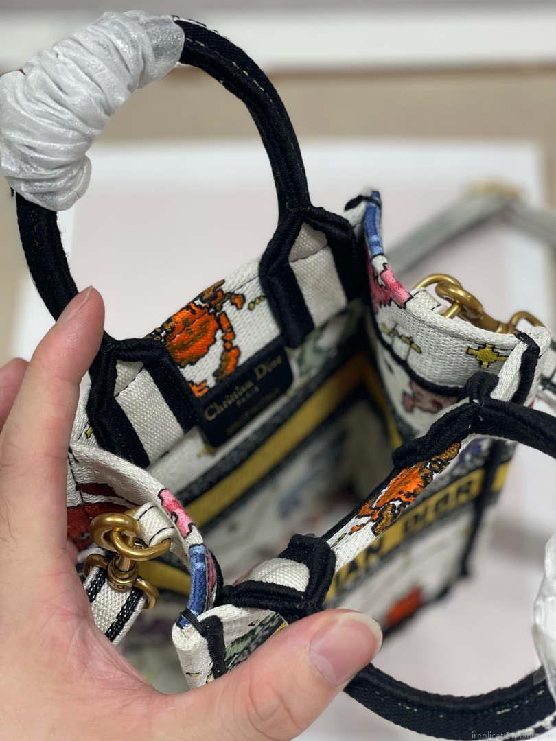 Dior S5555 Mini Dior Book Tote Phone Bag White multicolor Deer embroidery S1105
