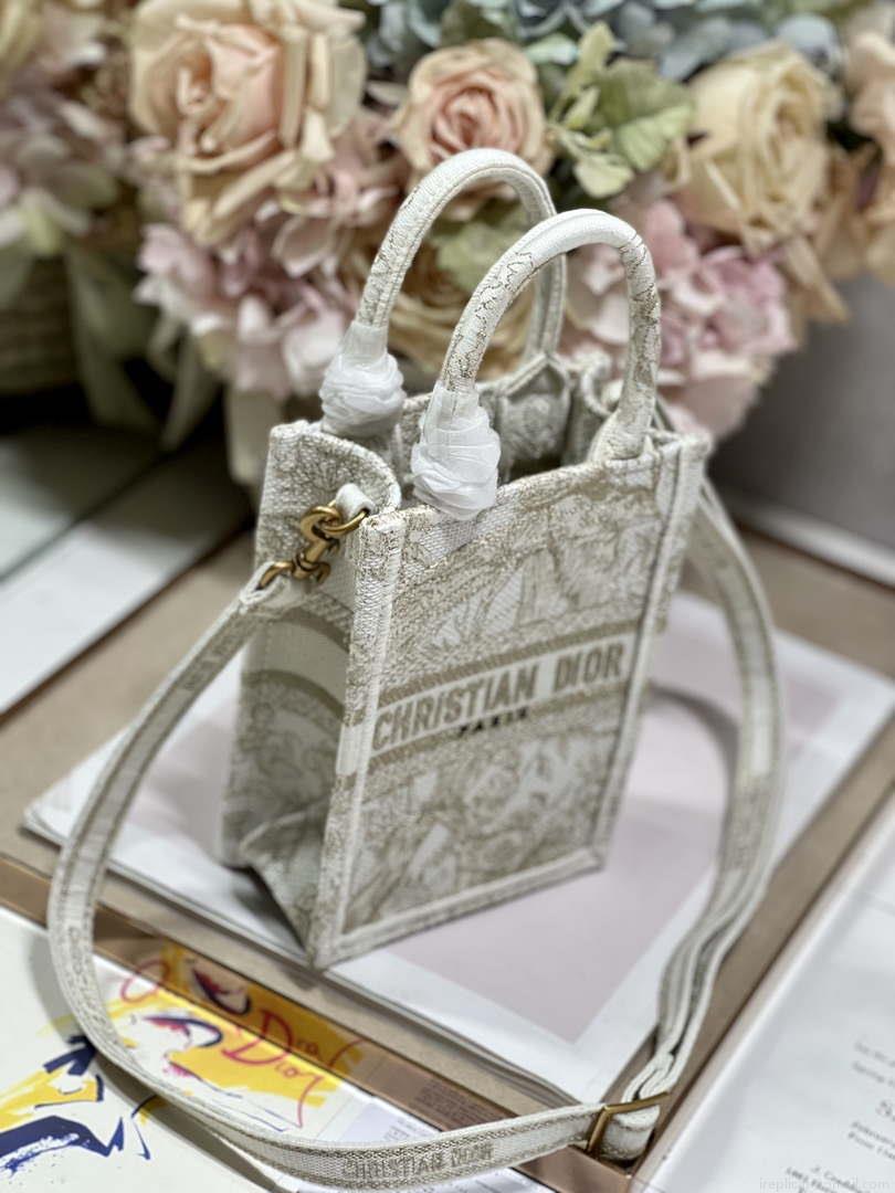 Dior S5555 Mini Dior Book Tote Phone Bag White Eembroidery S1107