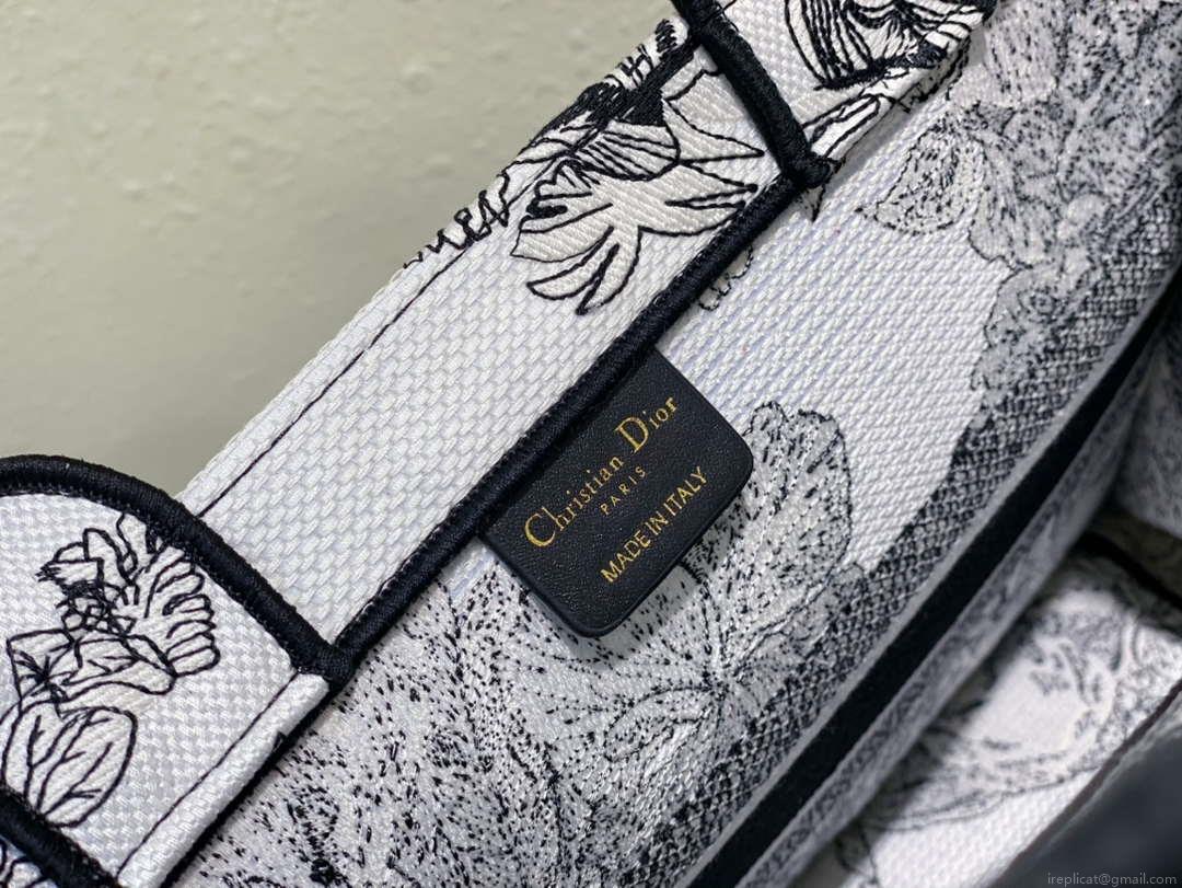 Dior Book Tote M1296 Medium Toile de Jouy Embroidery M0076