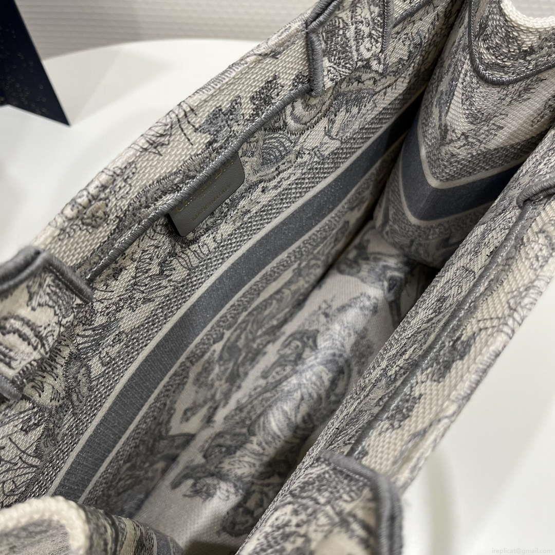 Dior Book Tote M1296 Medium Toile de Jouy Embroidery M0078