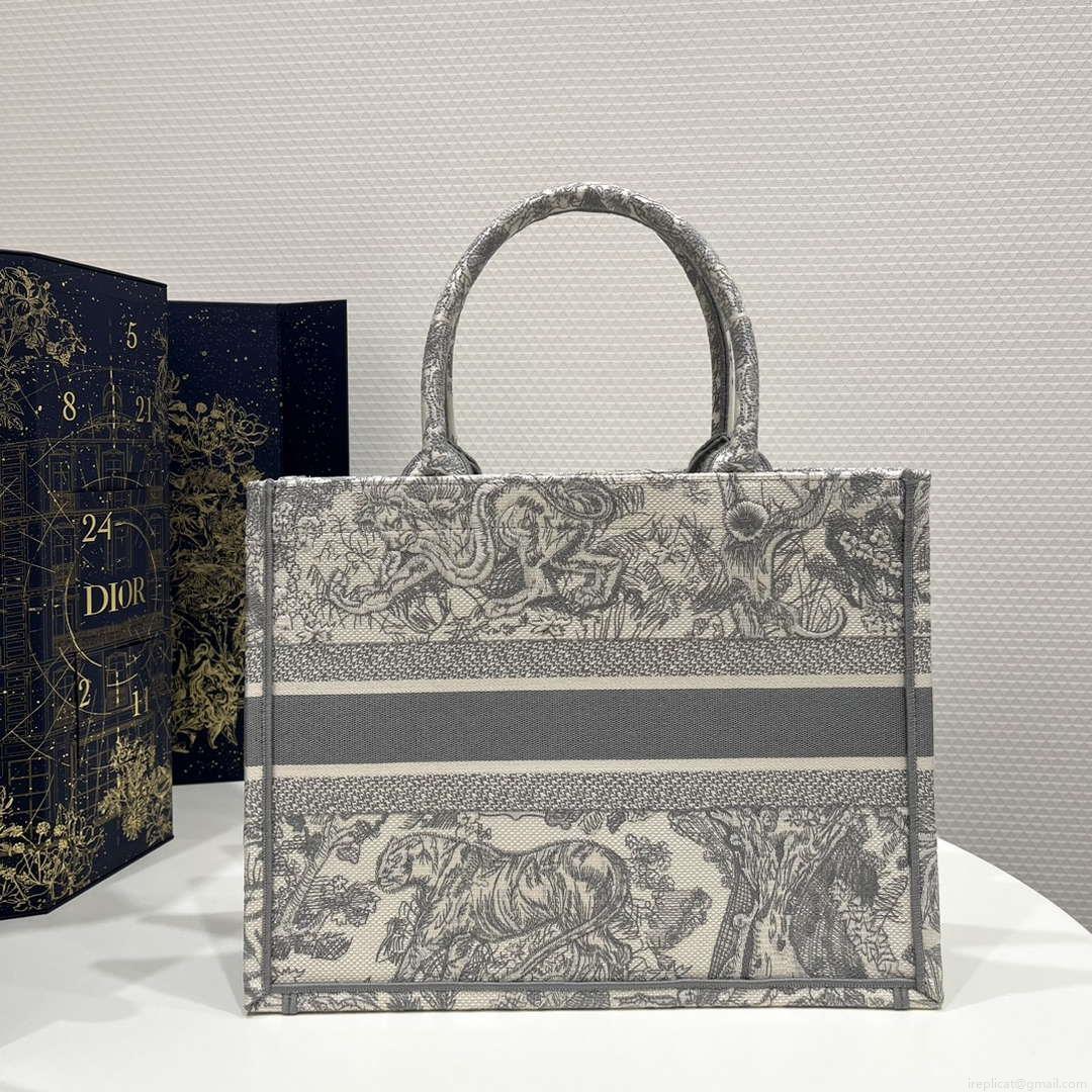 Dior Book Tote M1296 Medium Toile de Jouy Embroidery M0078