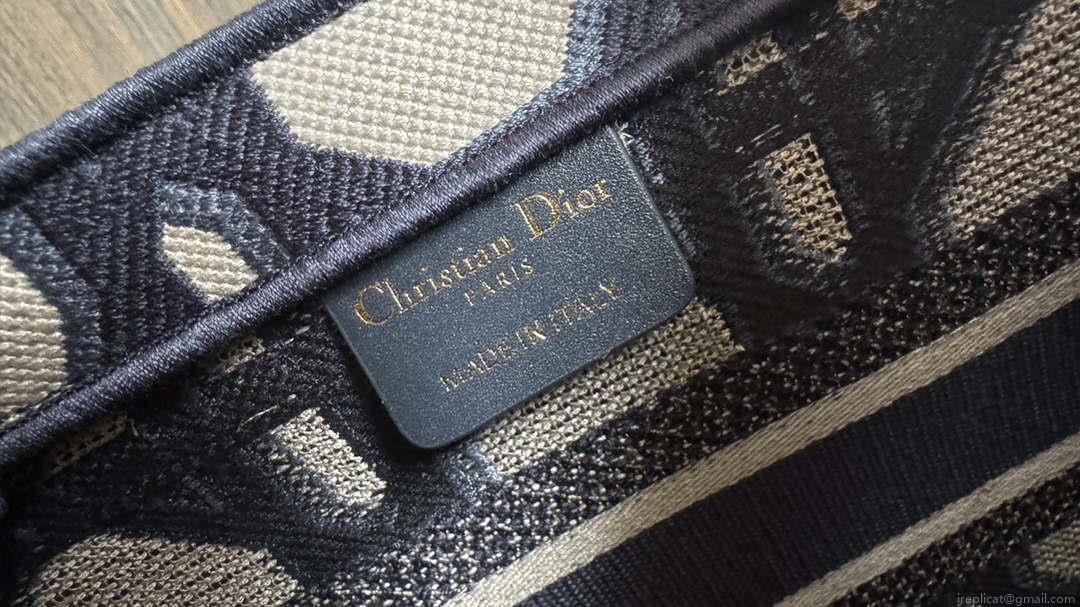 Dior M1328 Hat Basket Bag White and Blue with Gold-Tone Macrocannage Embroidery