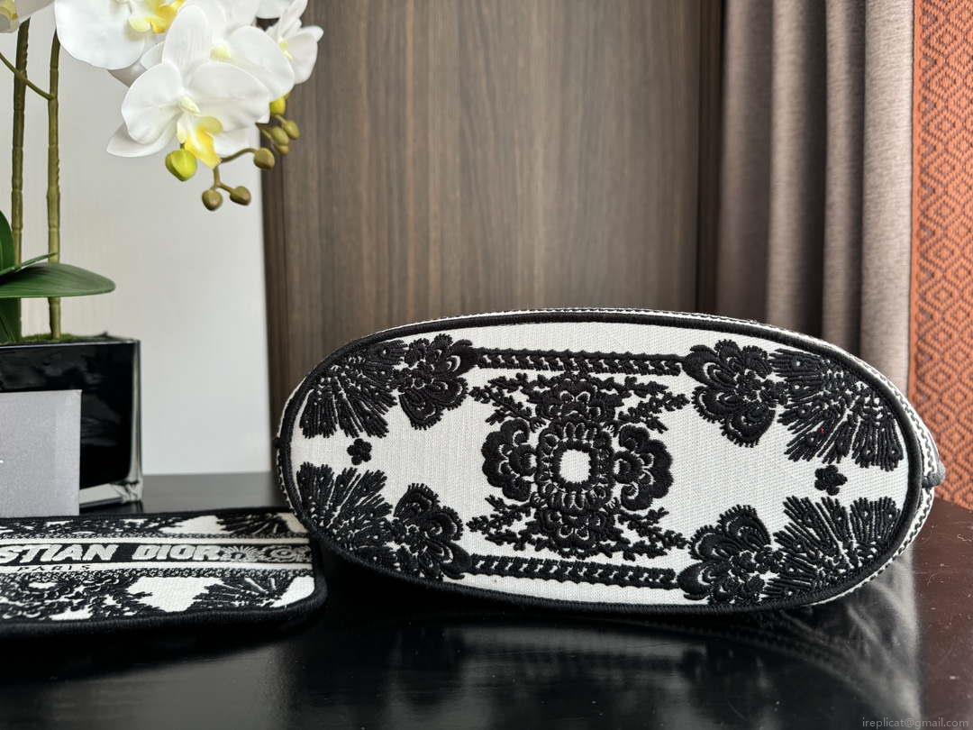 Dior M1328 Hat Basket Bag Black Le Coeur des Papillons Embroider