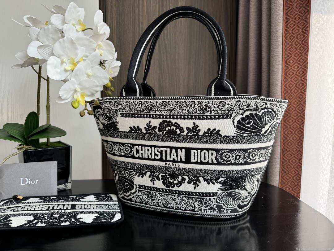 Dior M1328 Hat Basket Bag Black Le Coeur des Papillons Embroider
