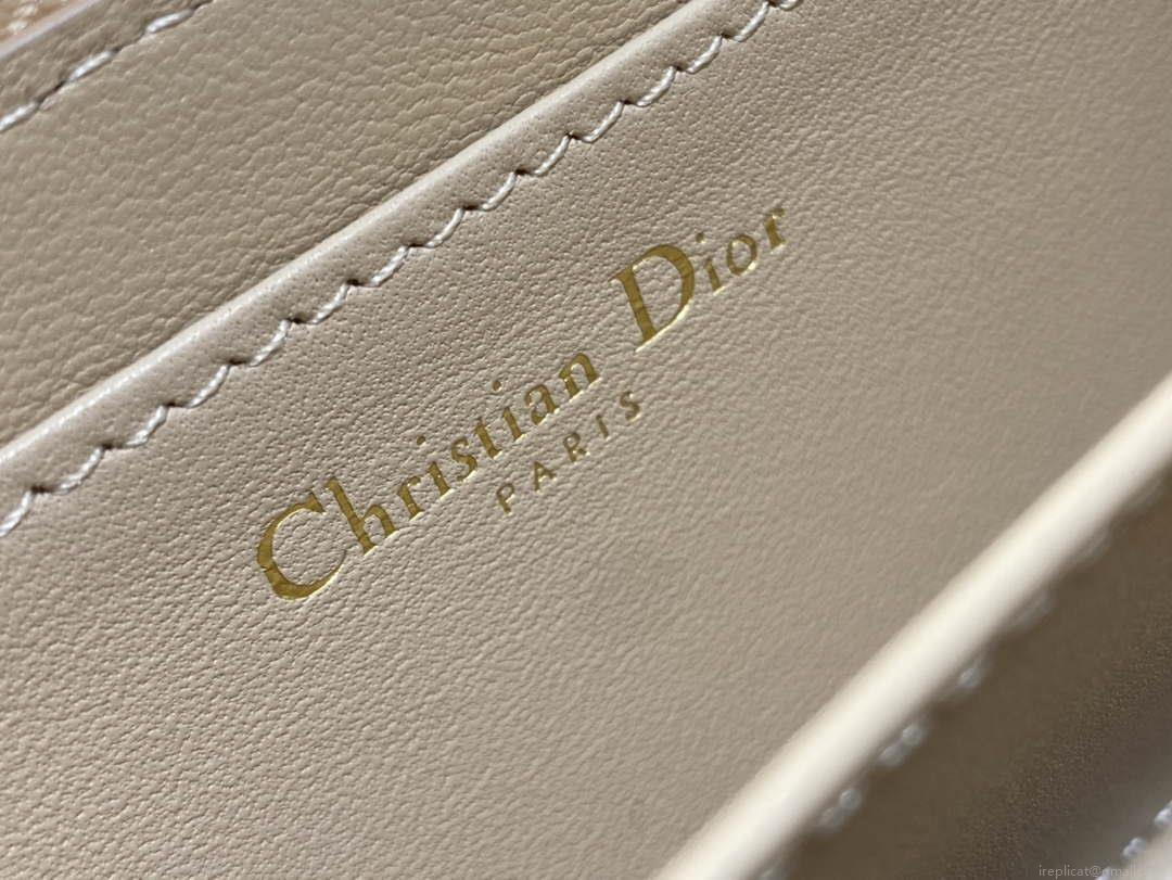 Dior S0011 Lady Dior Zipper Card Holder Medium Ａpricot Cannage Lambskin