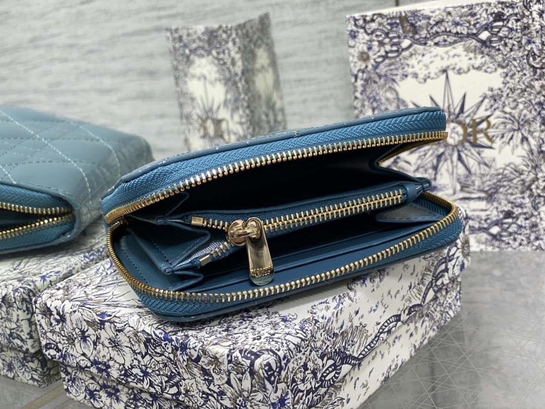 Dior S0011 Lady Dior Zipper Card Holder Medium Blue patent leather Lambskin