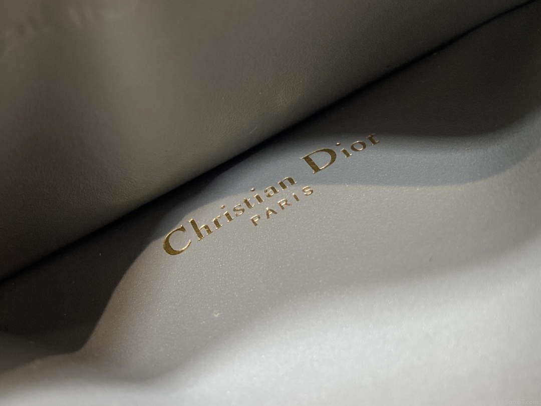 Dior Five-Slot Card Holder S5130 Grained Calfskin D0026