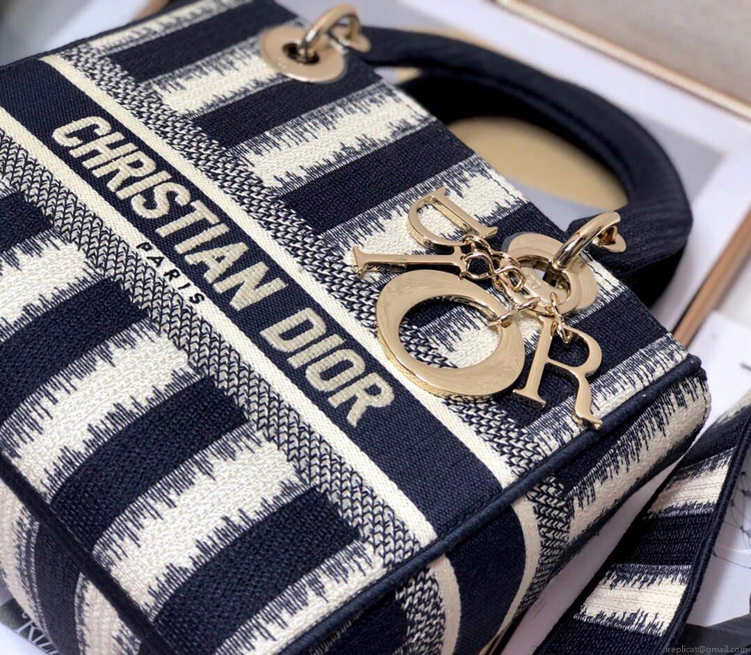 Dior M0565 Medium Lady D-lite Embroidery Bag