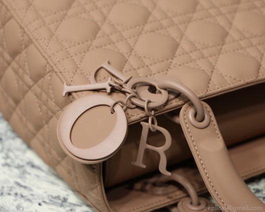 Dior M0565 Medium Lady Dior Cannage Calfskin Bag Tan