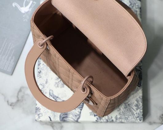 Dior M0565 Medium Lady Dior Cannage Calfskin Bag Tan