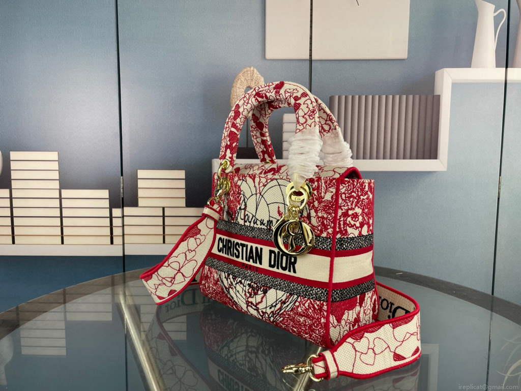 Dior M0565 Medium Lady D-Life Bag Multicolor Butterfly Embroidery