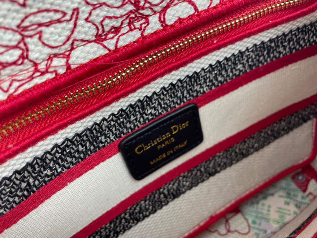 Dior M0565 Medium Lady D-Life Bag Multicolor Butterfly Embroidery