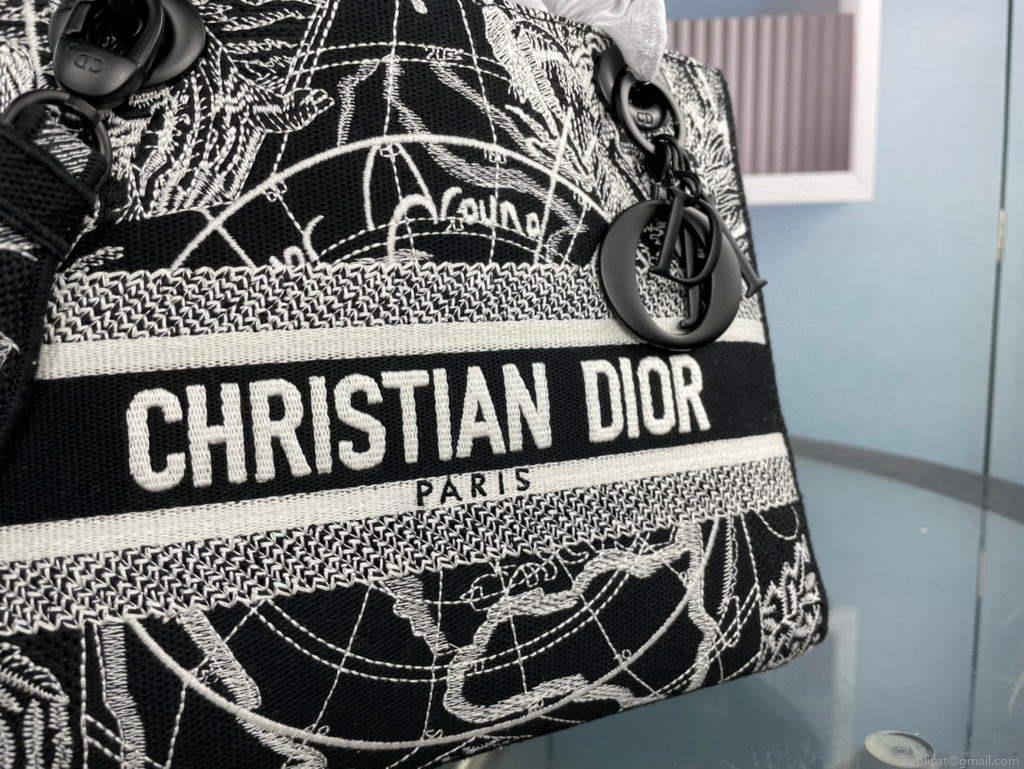 Dior M0565 Medium Lady D-Life Bag Black Cupidon Embroidery