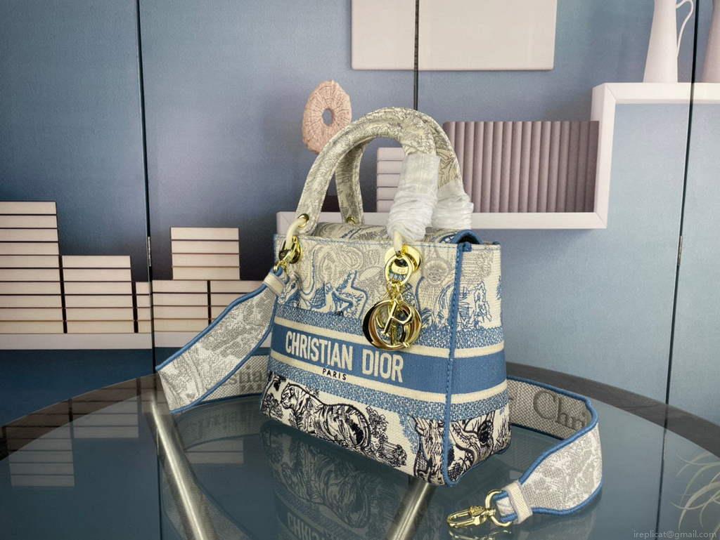 Dior M0565 Medium Lady D-Life Bag Blue Toile de Jouy Embroidery