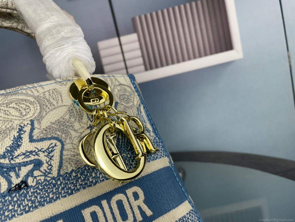 Dior M0565 Medium Lady D-Life Bag Blue Toile de Jouy Embroidery