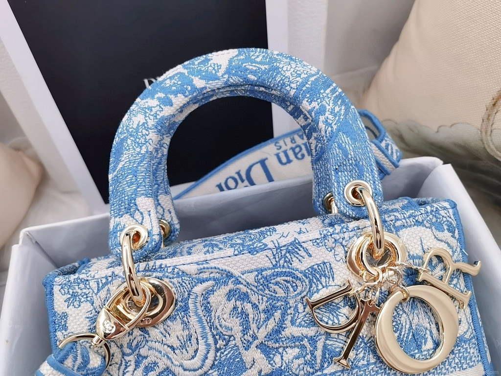 Dior M0565 Medium Lady D-Life Bag Cornflower Blue Toile de Jouy Embroidery