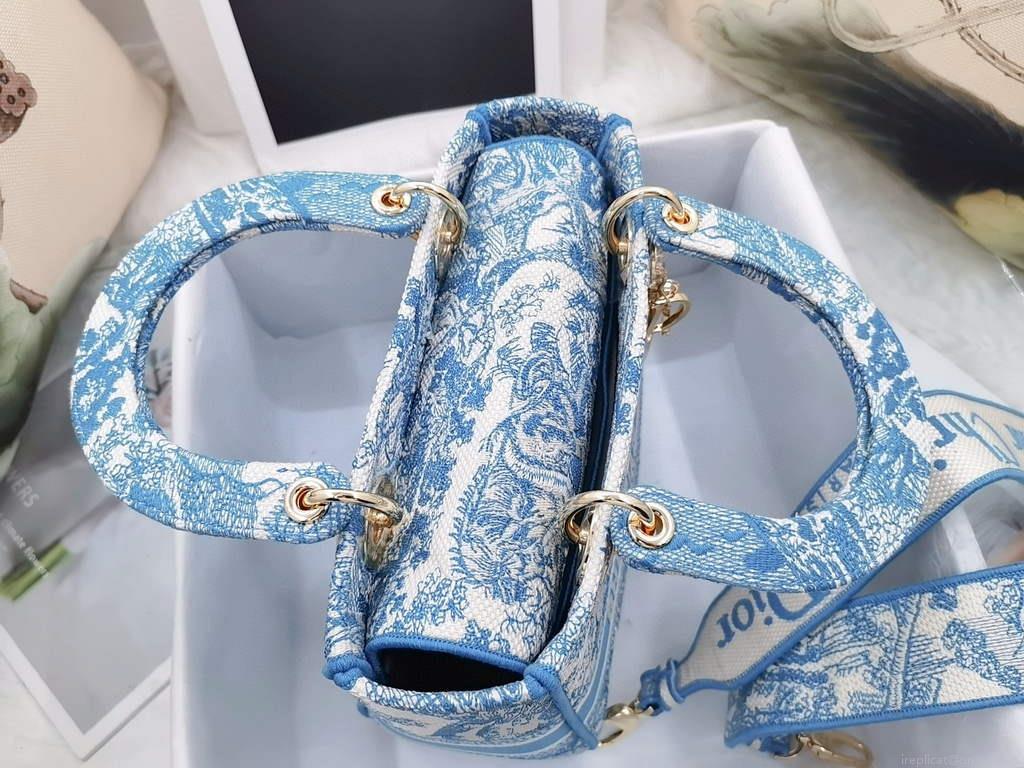 Dior M0565 Medium Lady D-Life Bag Cornflower Blue Toile de Jouy Embroidery