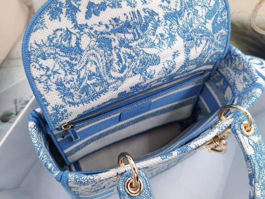 Dior M0565 Medium Lady D-Life Bag Cornflower Blue Toile de Jouy Embroidery