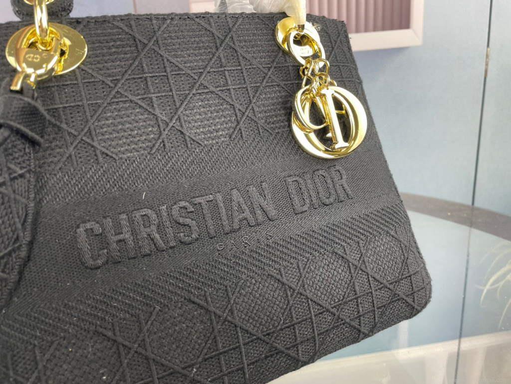 Dior M0565 Medium Lady D-Life Bag Cannage Embroidery Black
