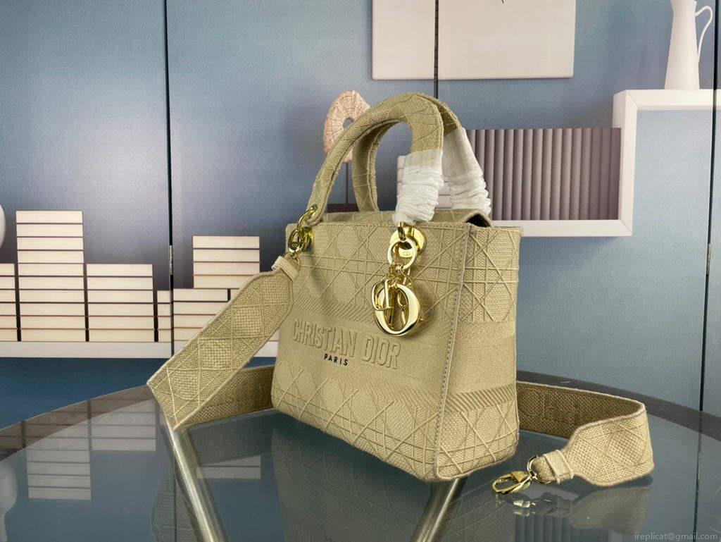 Dior M0565 Medium Lady D-Life Bag Cannage Embroidery Light Yellow