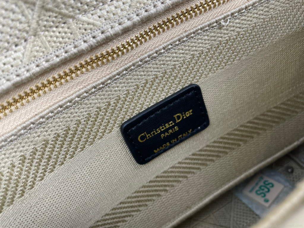 Dior M0565 Medium Lady D-Life Bag Cannage Embroidery Light Yellow