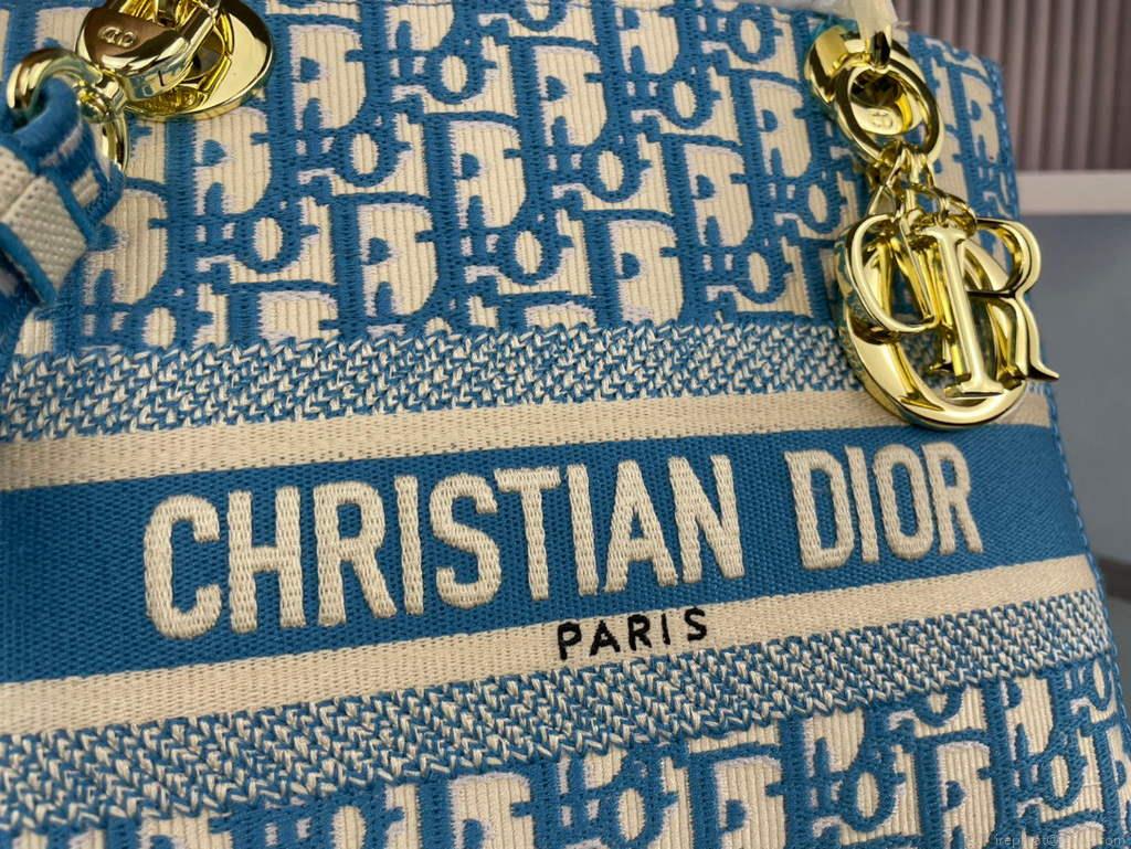 Dior M0565 Medium Lady D-Life Bag Oblique Jacquard Blue