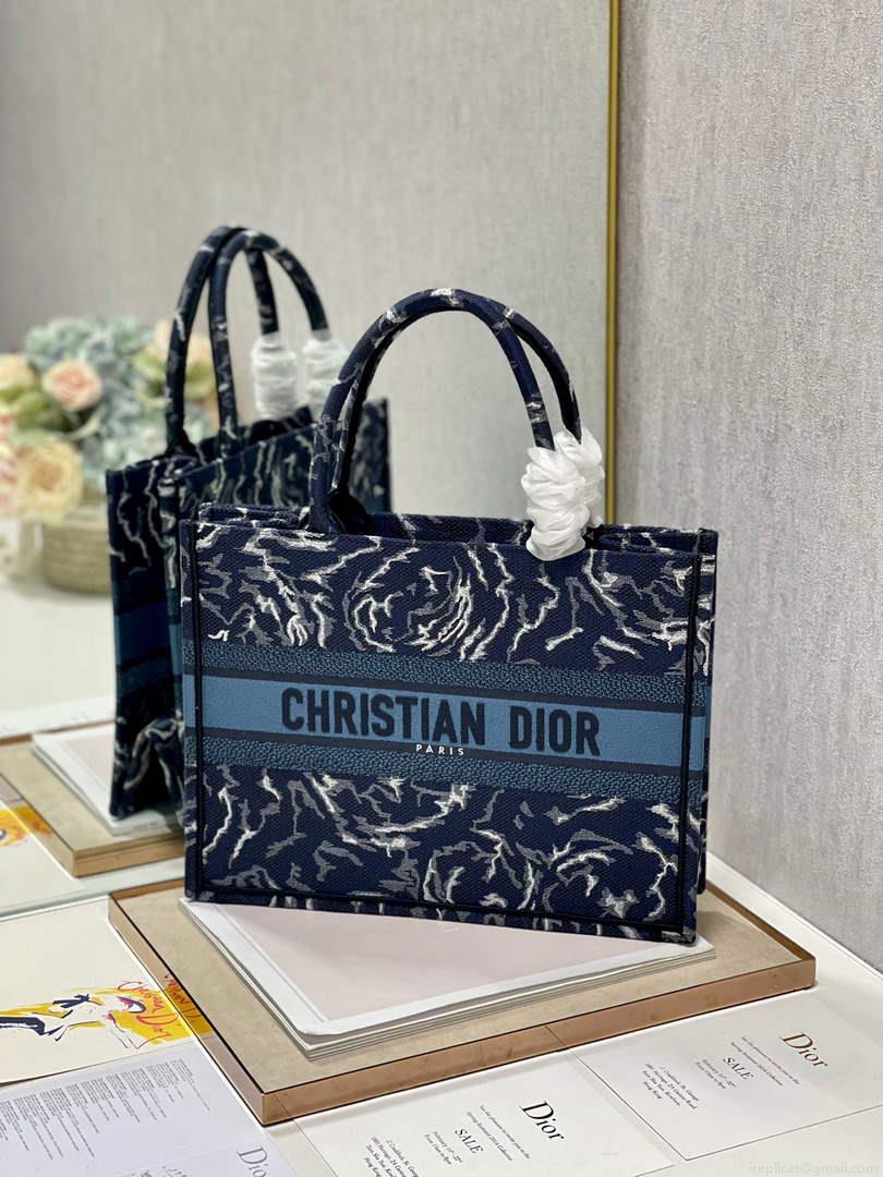 Dior M1296 Medium Book Tote Blue Roses embroidery