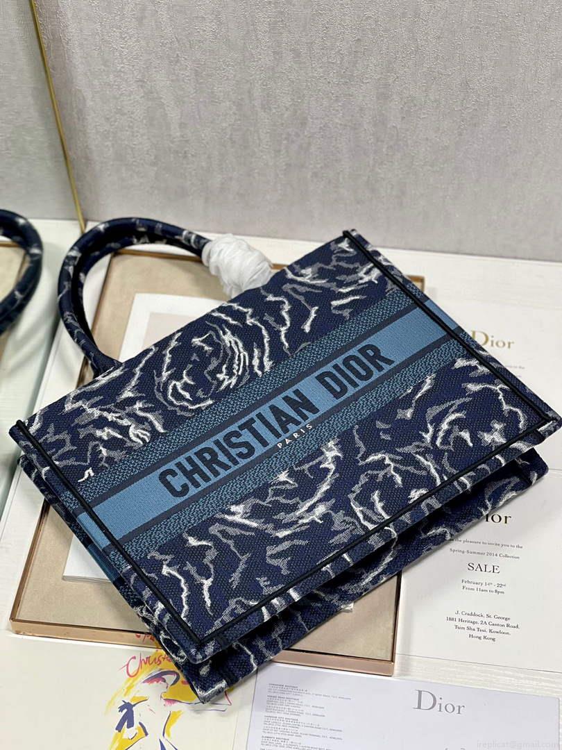 Dior M1296 Medium Book Tote Blue Roses embroidery